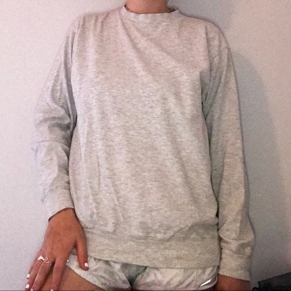 Gray pullover - Picture 1 of 3